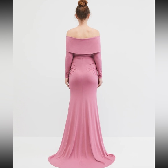 NWT Motherhood Maternity Off the Shoulder Maternity Gown and Photoshoot Dress - Picture 4 of 4